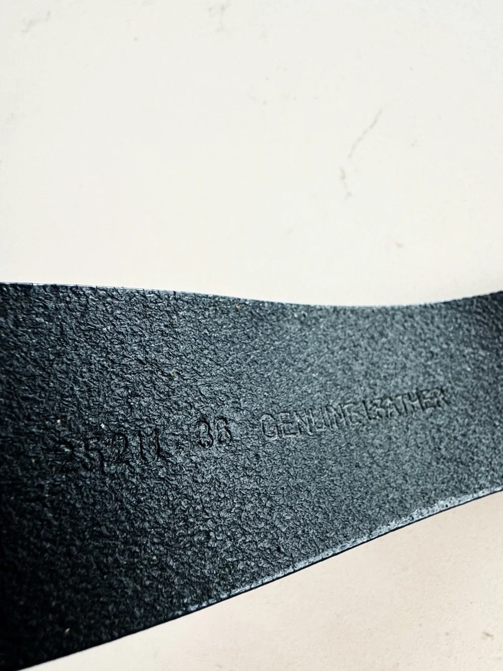 Lacoste Black Leather Belt With Brushed Silver Buckle Size 36